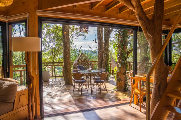 Deck e varanda